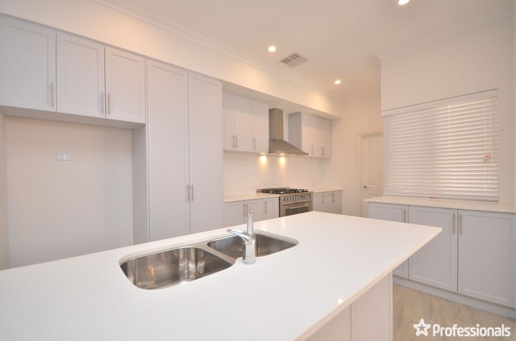 3 bedrooms House in 89C Swansea Street EAST VICTORIA PARK WA, 6101