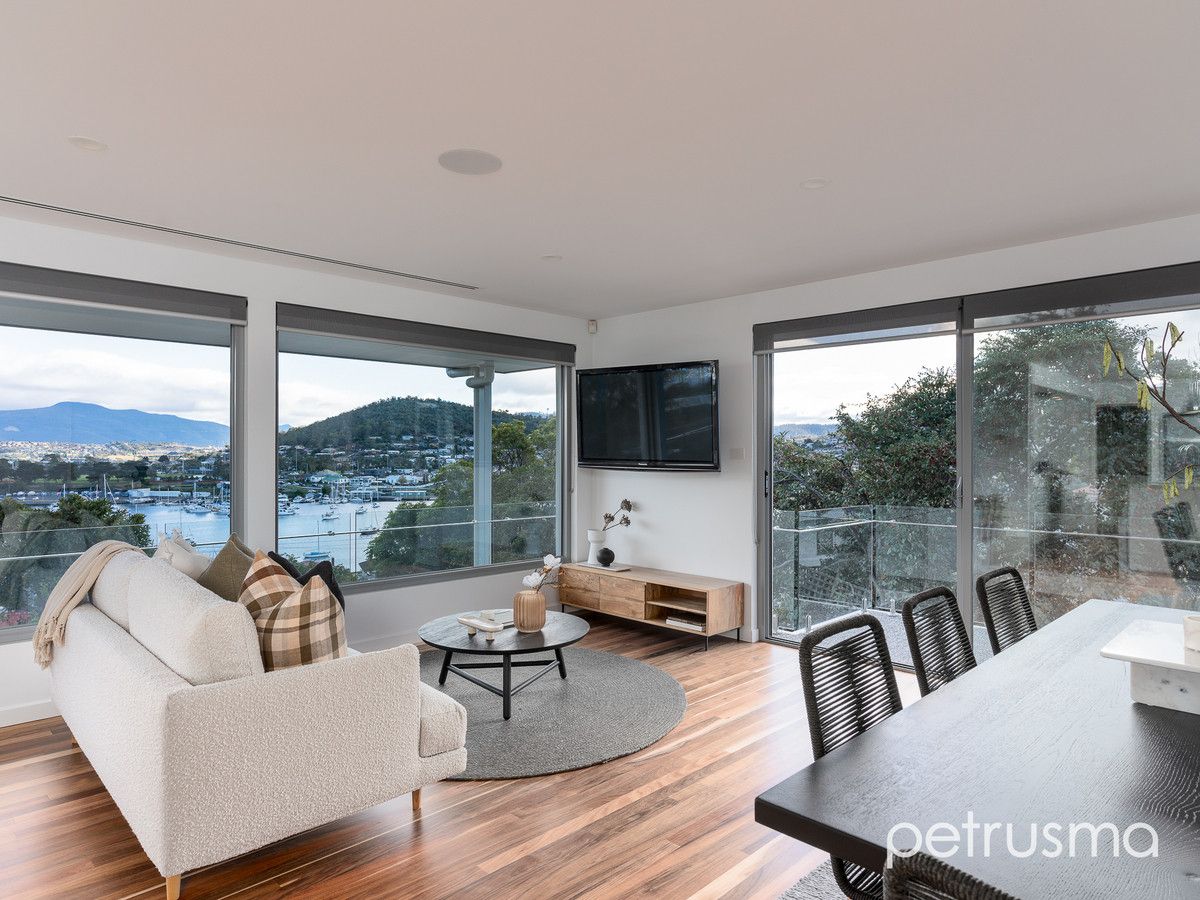 18 Swinton Place, Rose Bay TAS 7015, Image 0