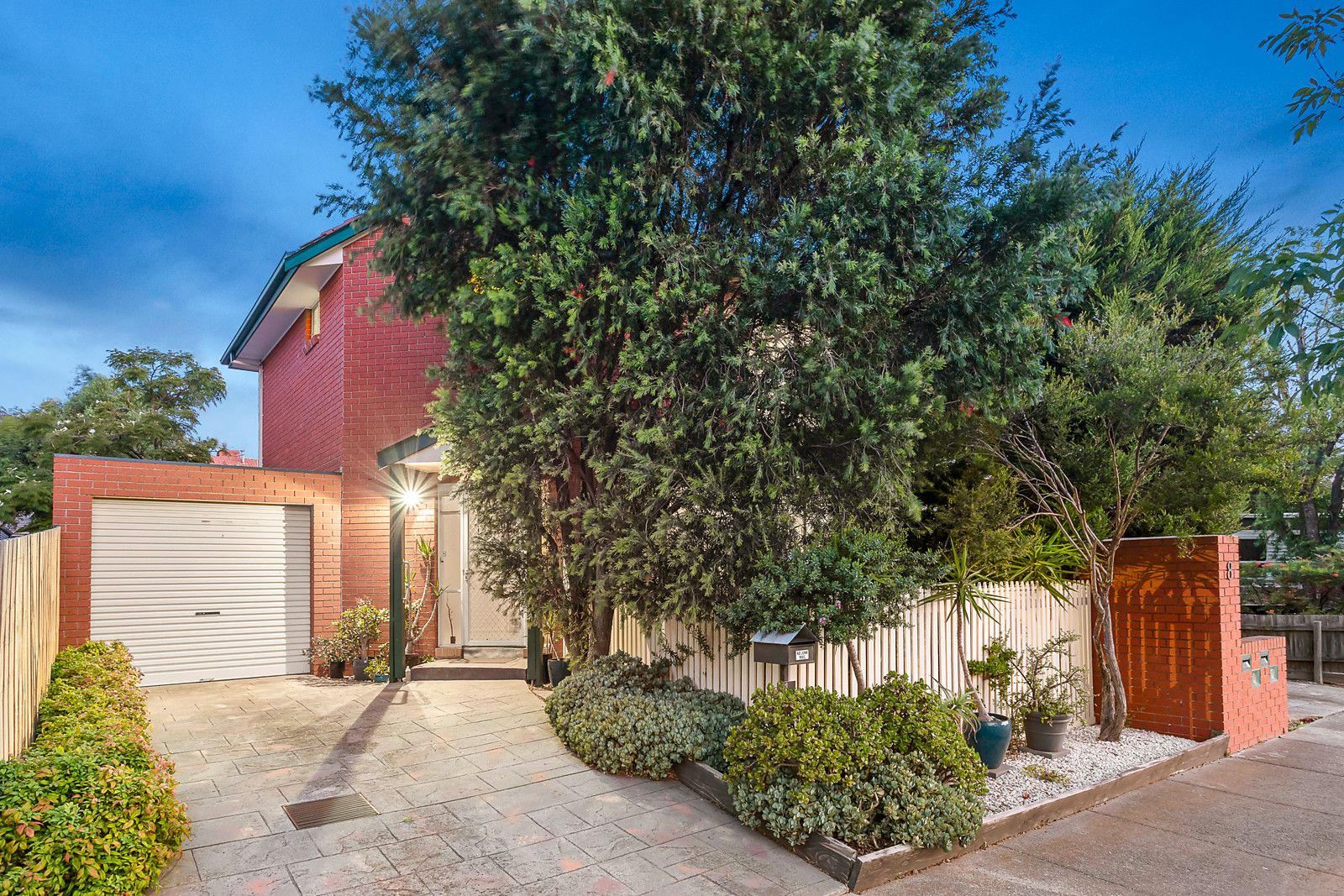 1/8 Carrum Street, Malvern East VIC 3145, Image 0