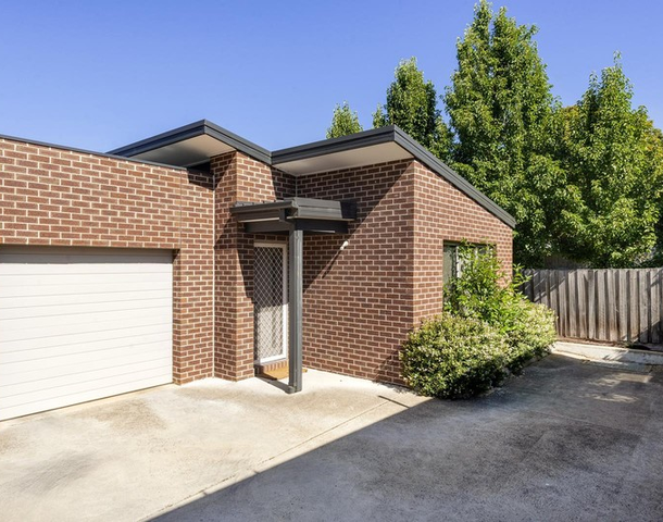 6/17 Burnbank Street, Lake Wendouree VIC 3350