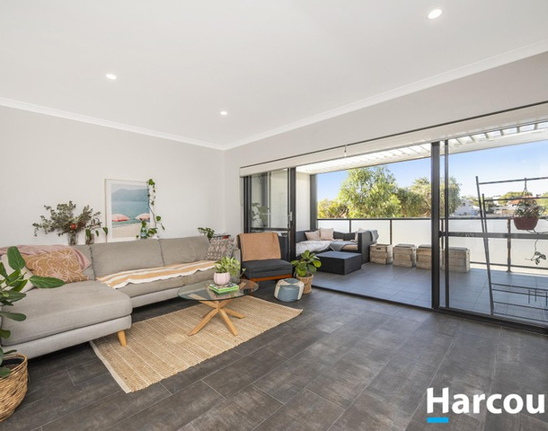 2/155 Holland Street, Fremantle WA 6160