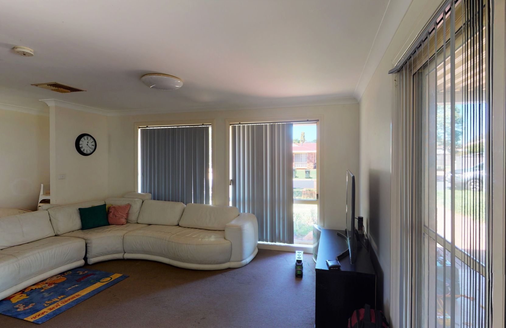63 Sturt Circle, Dubbo NSW 2830, Image 2
