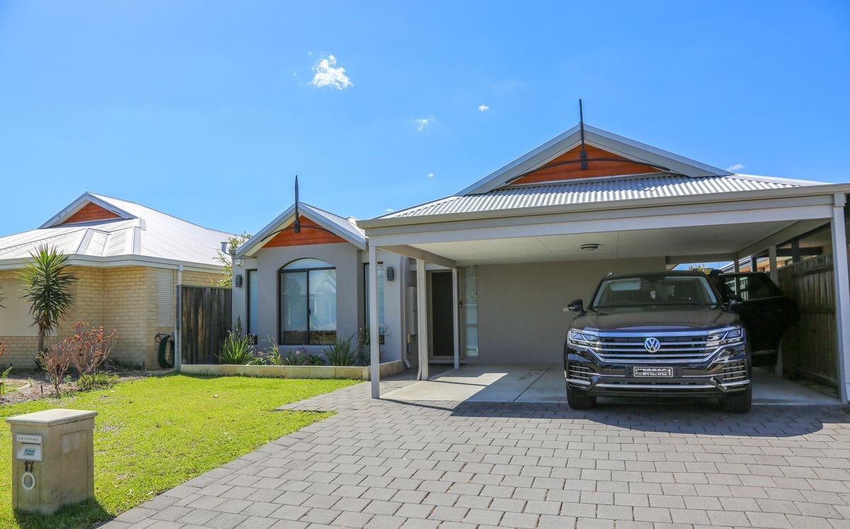 17 Carwell Avenue, Ellenbrook WA 6069 House For Rent 600 Domain