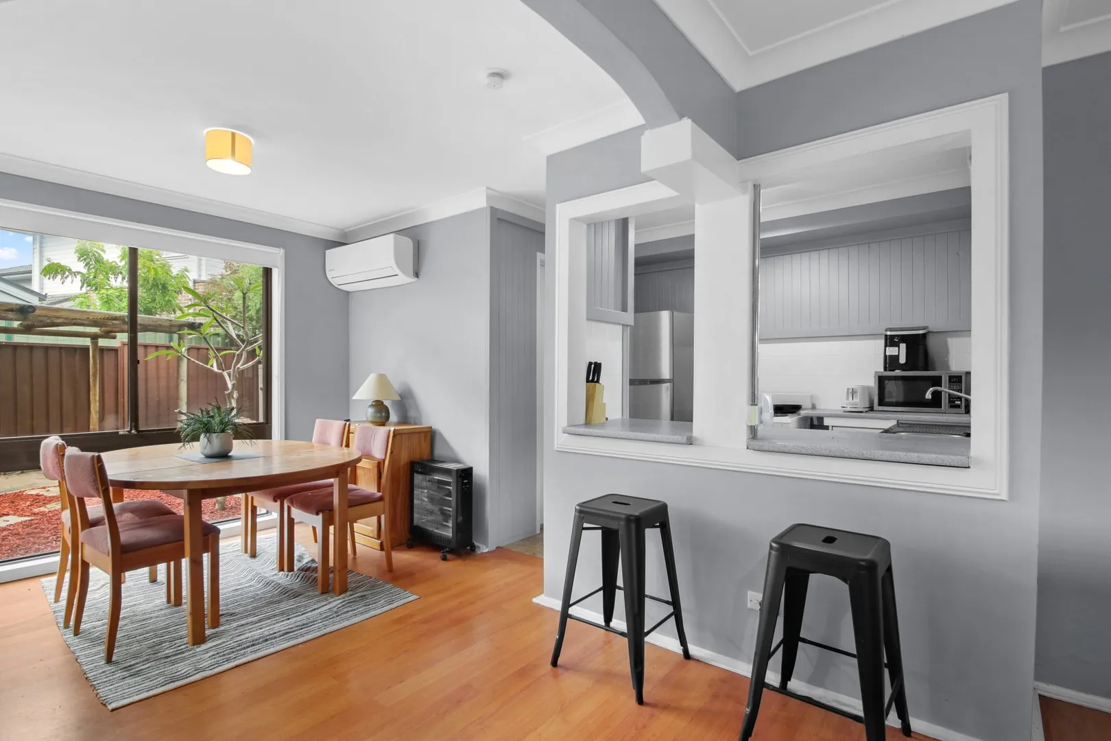 3 bedroom townhouse, Jamisontown