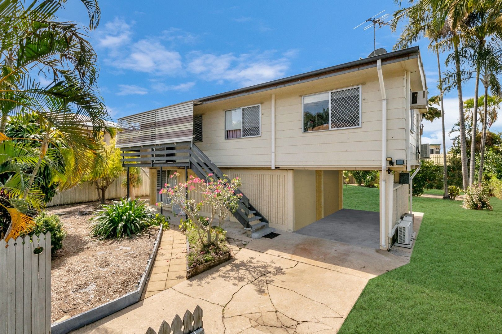 3 bedrooms House in 194 Bamford Lane KIRWAN QLD, 4817