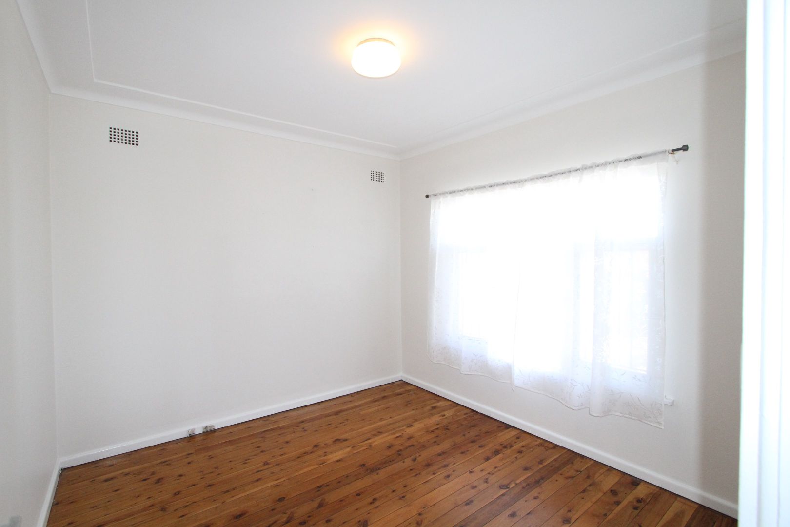 3 Edith Street, St Peters NSW 2044, Image 2