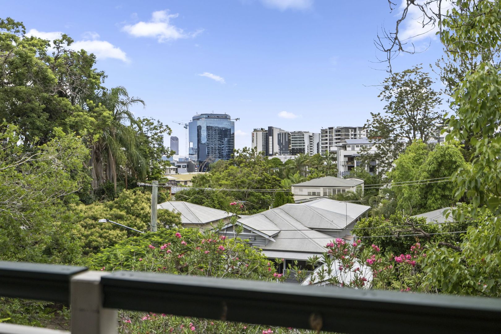 44 Kensington Terrace, Toowong QLD 4066, Image 2