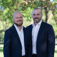  Harcourts Solutions Group - The Whitehead & Crump Team
