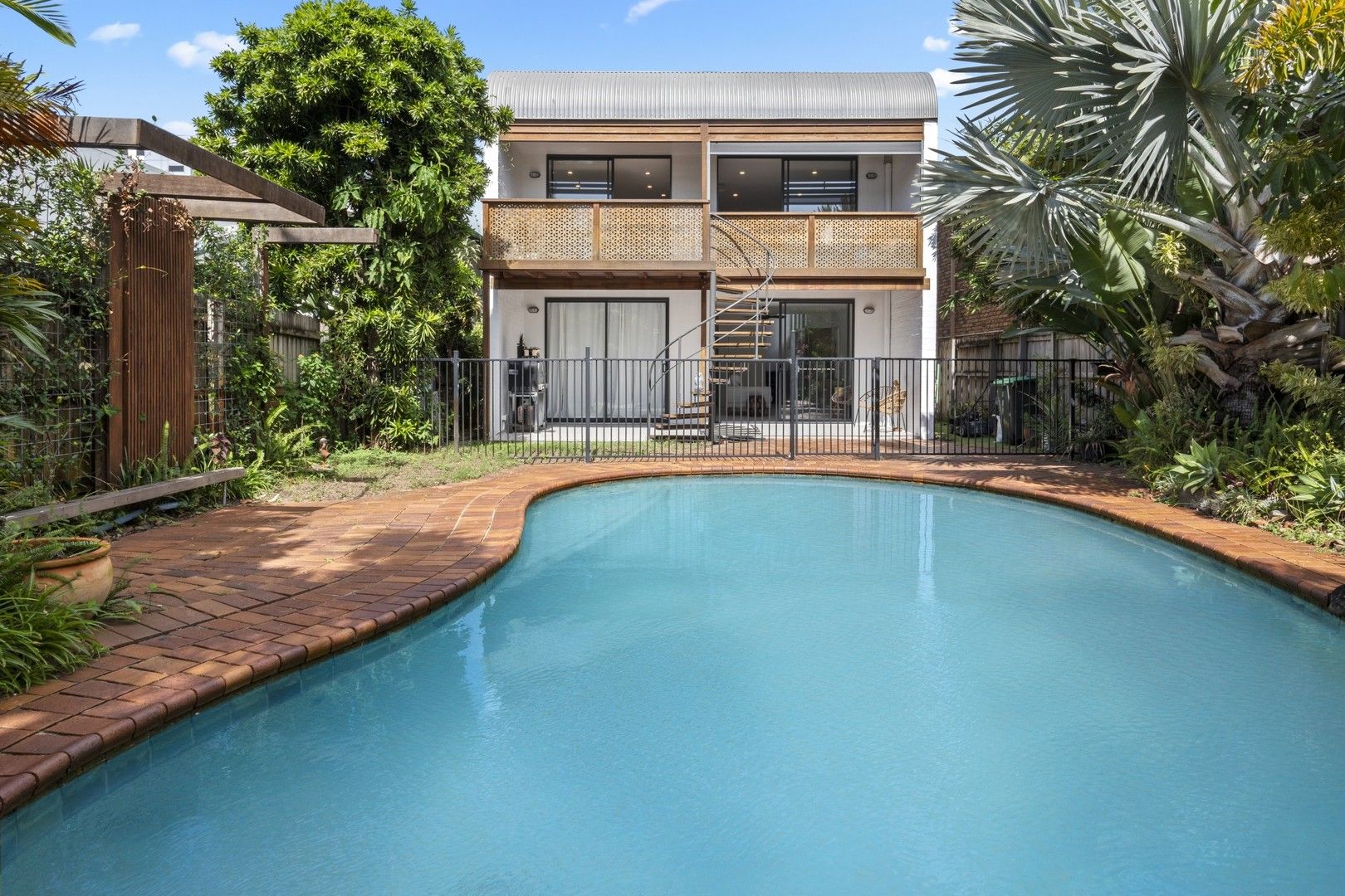 9 Glenelg Avenue, Mermaid Beach QLD 4218, Image 1