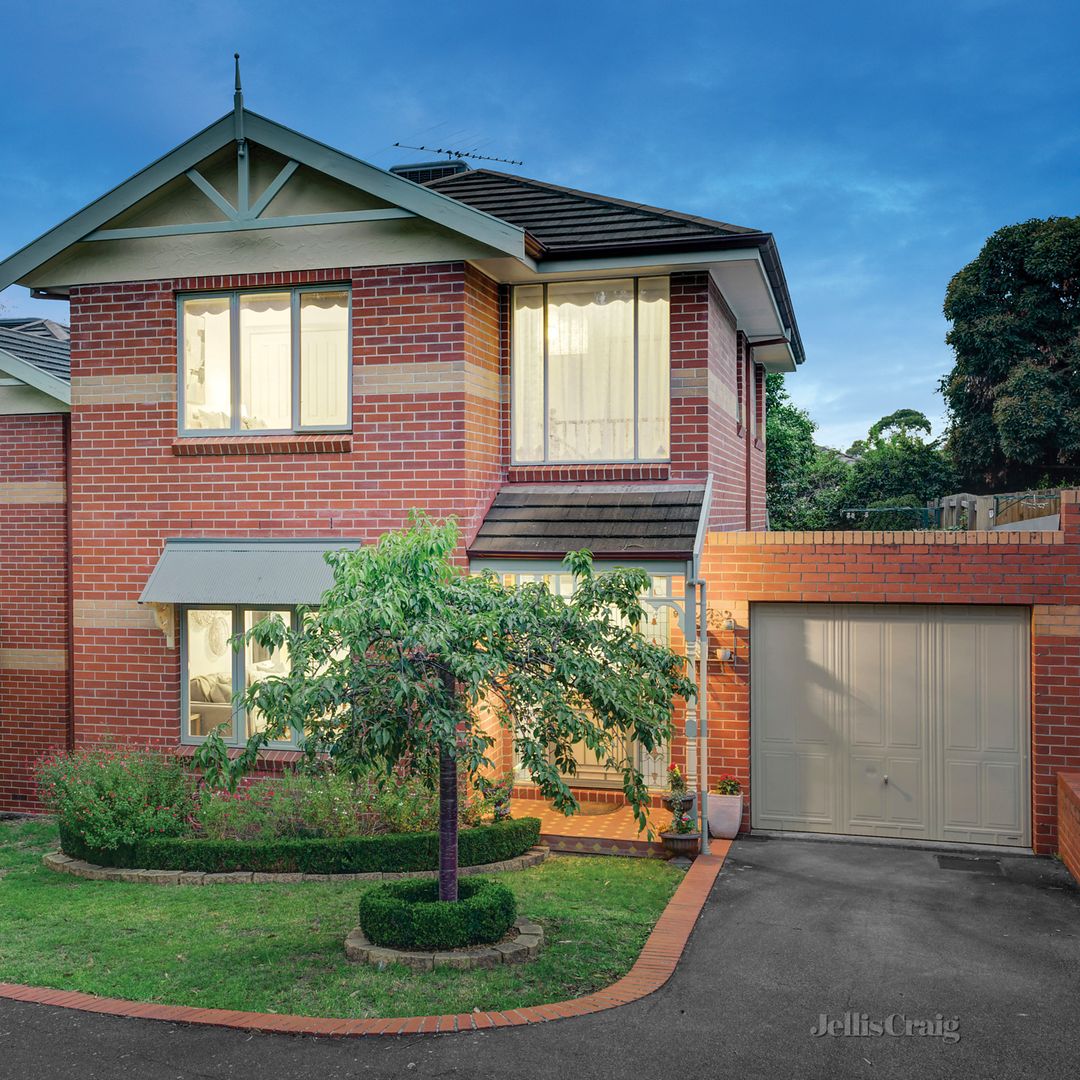 9 Piccadilly Close, Greensborough Property History & Address Research