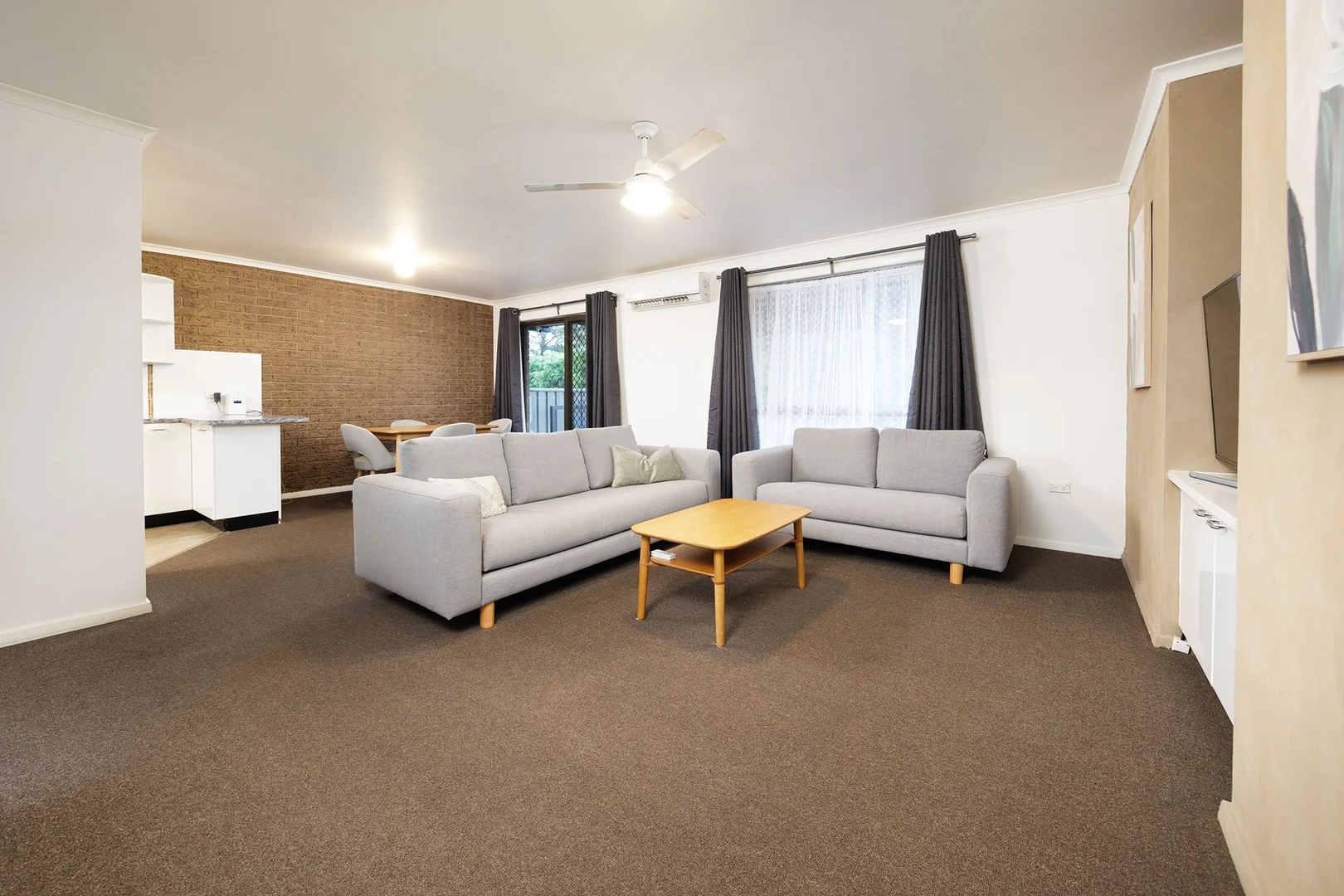 Additional image 2 of 2/8 Page Court, Wodonga VIC 3690