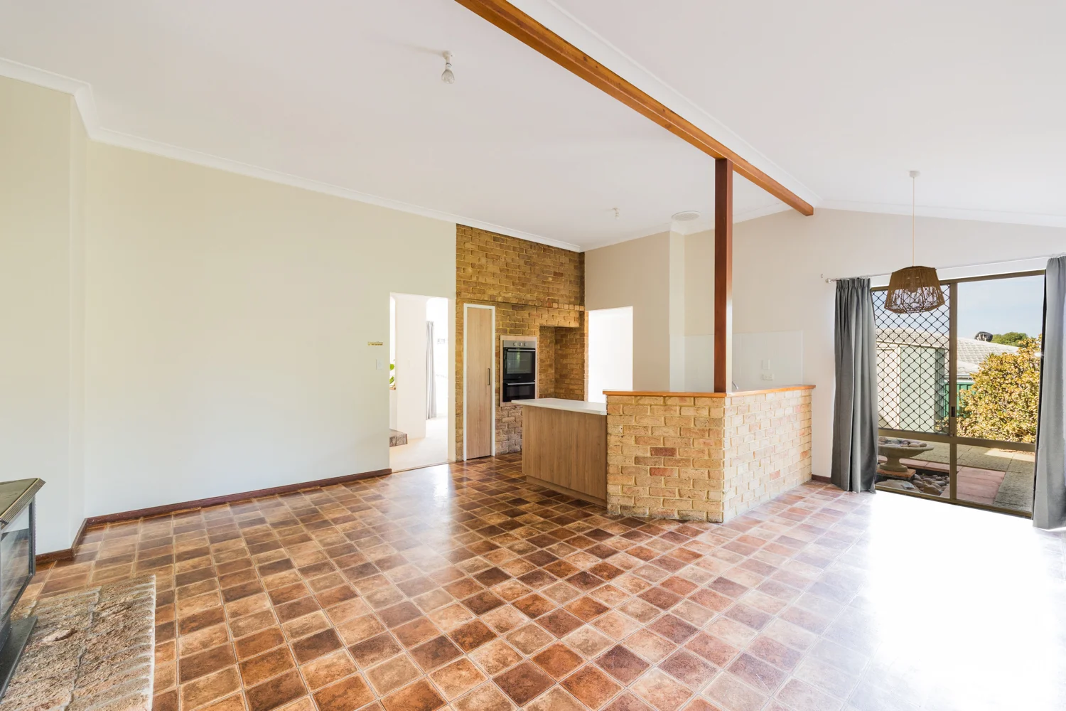 Additional image 9 of 5 Keedes Court, Parmelia WA 6167
