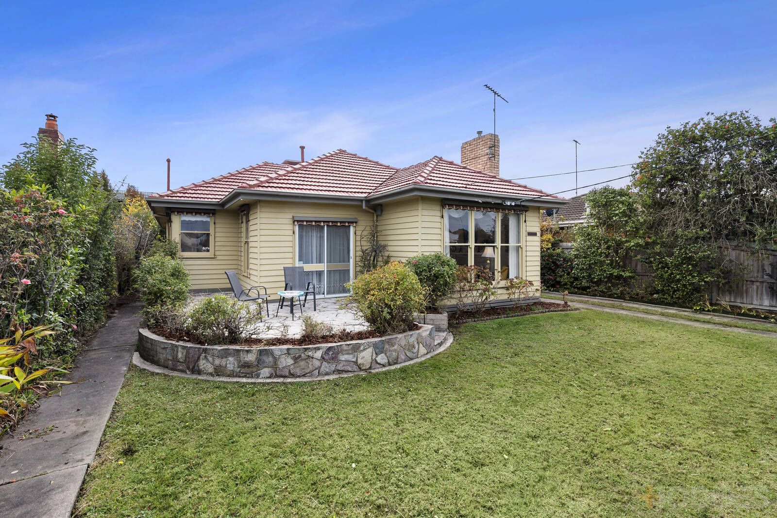 2 Sydenham Avenue, Manifold Heights VIC 3218, Image 0