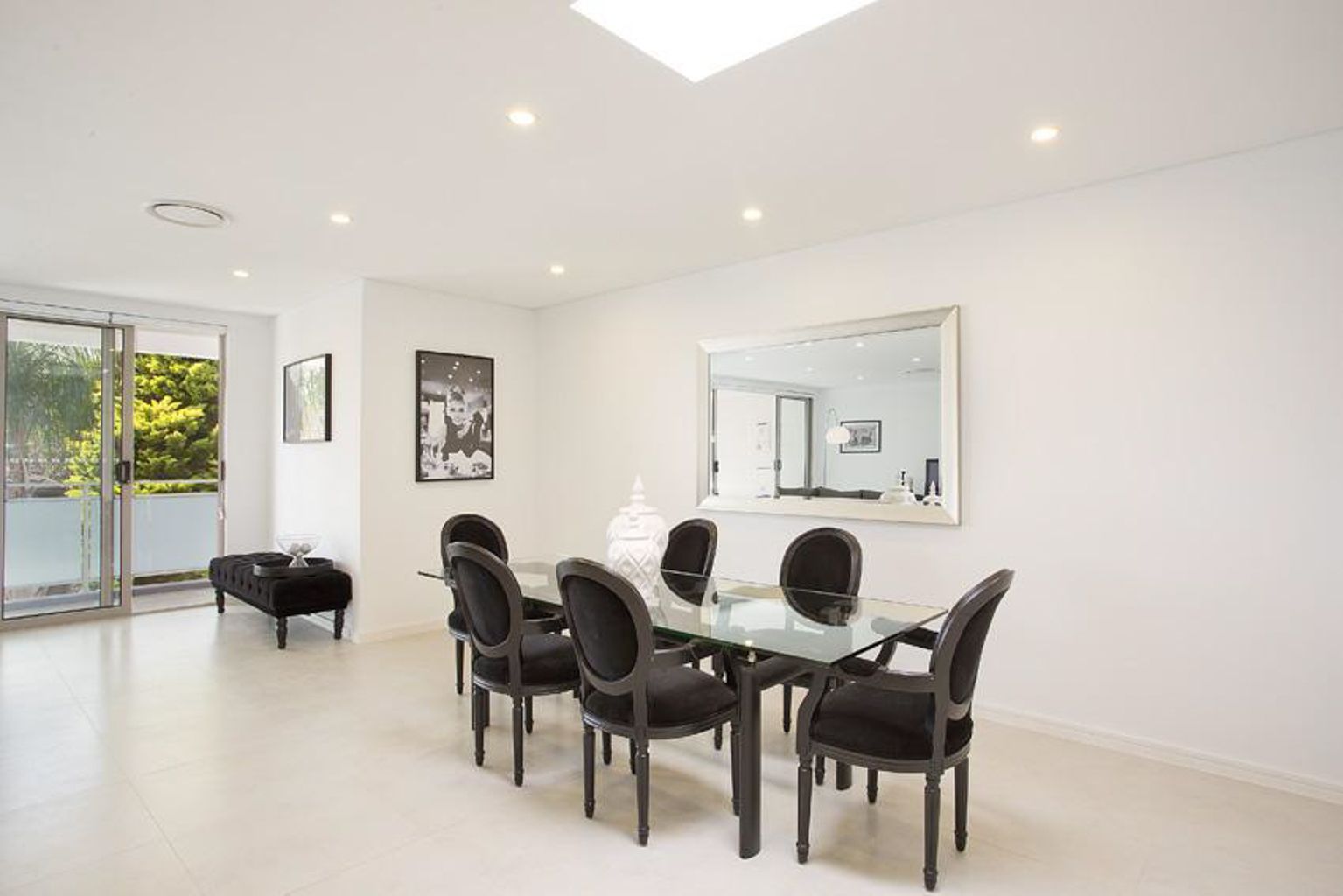 2 bedrooms Apartment / Unit / Flat in 14/12-14 Richmond Avenue DEE WHY NSW, 2099
