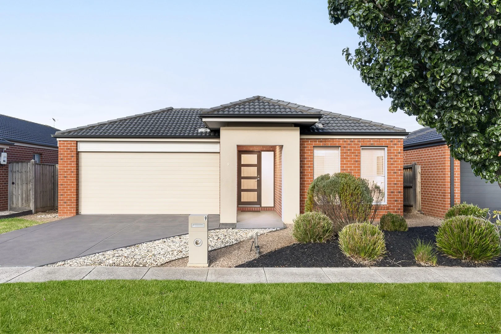 9 Pier Way, Point Cook VIC 3030