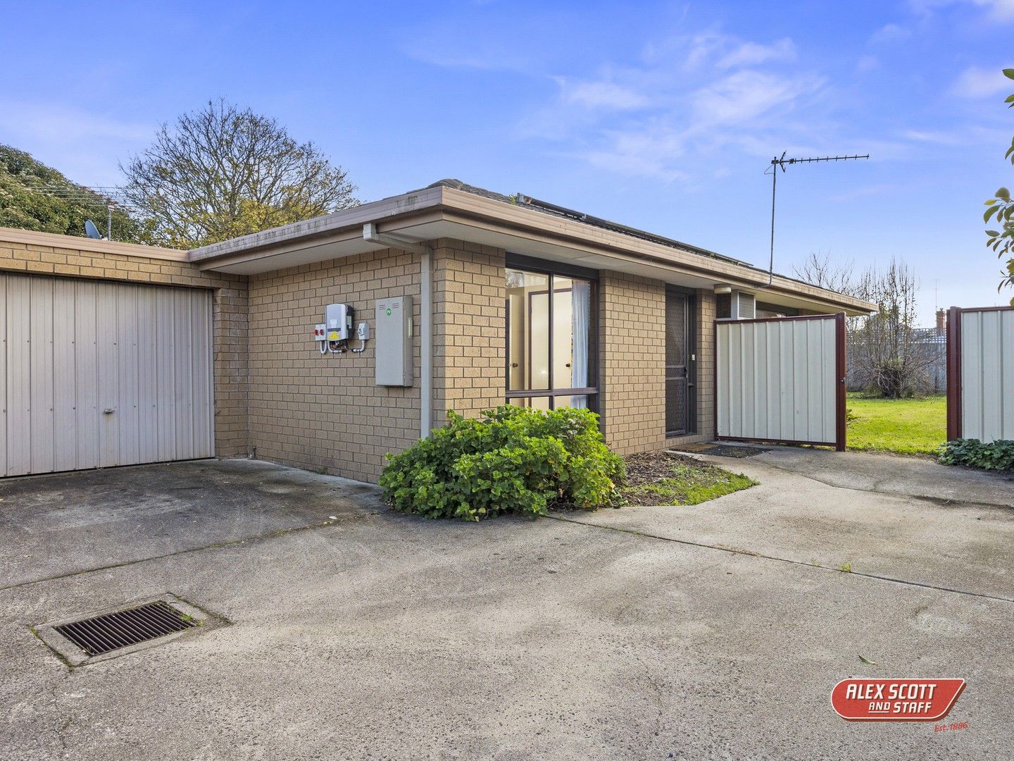 2/2 Vista Court, Leongatha VIC 3953, Image 0