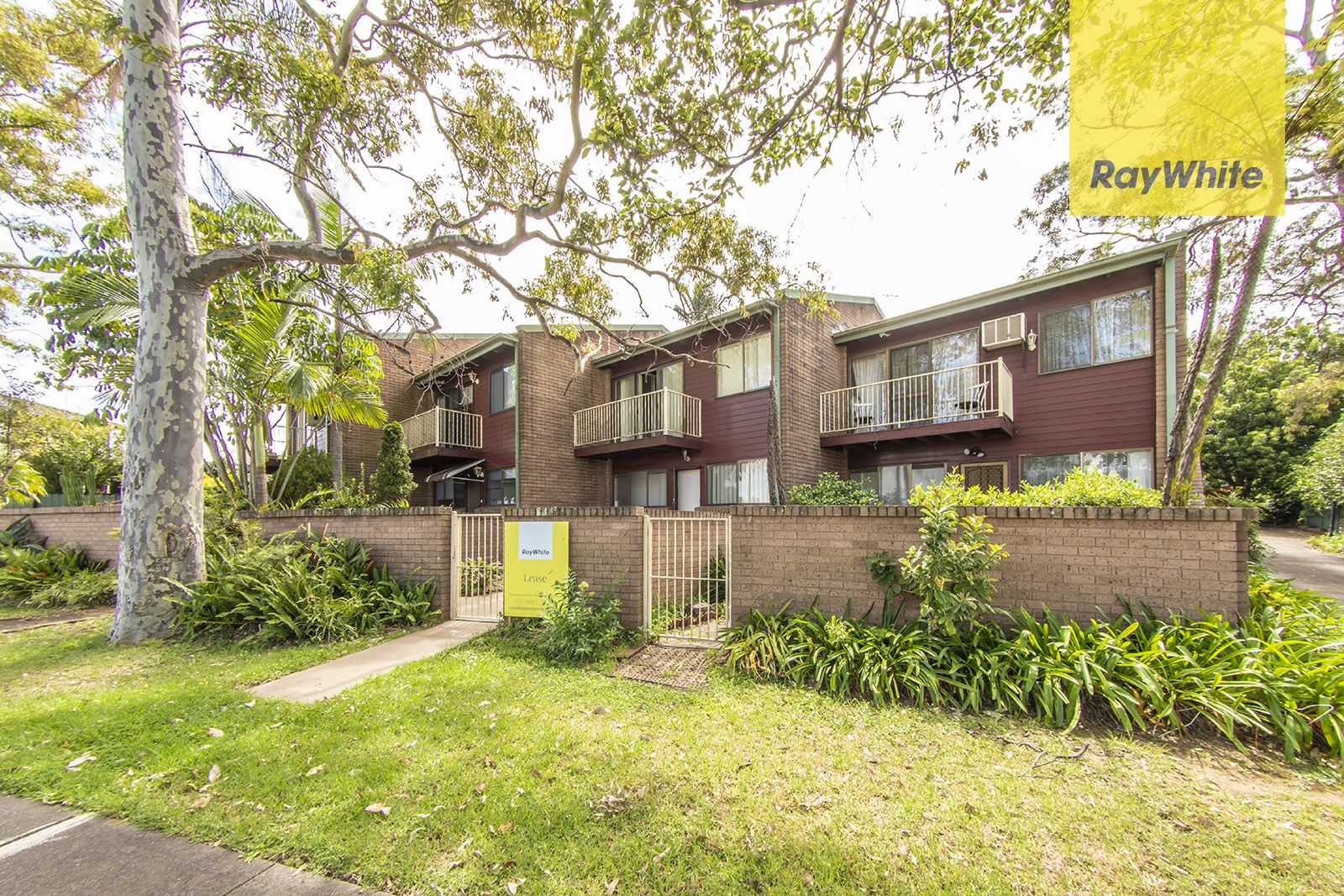 2 bedrooms Townhouse in 2/42-44 Fuller Street CHESTER HILL NSW, 2162