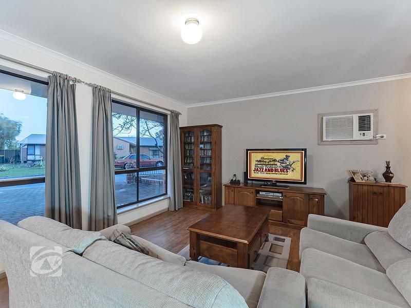 1 Gibbs Crescent, Golden Grove SA 5125, Image 2