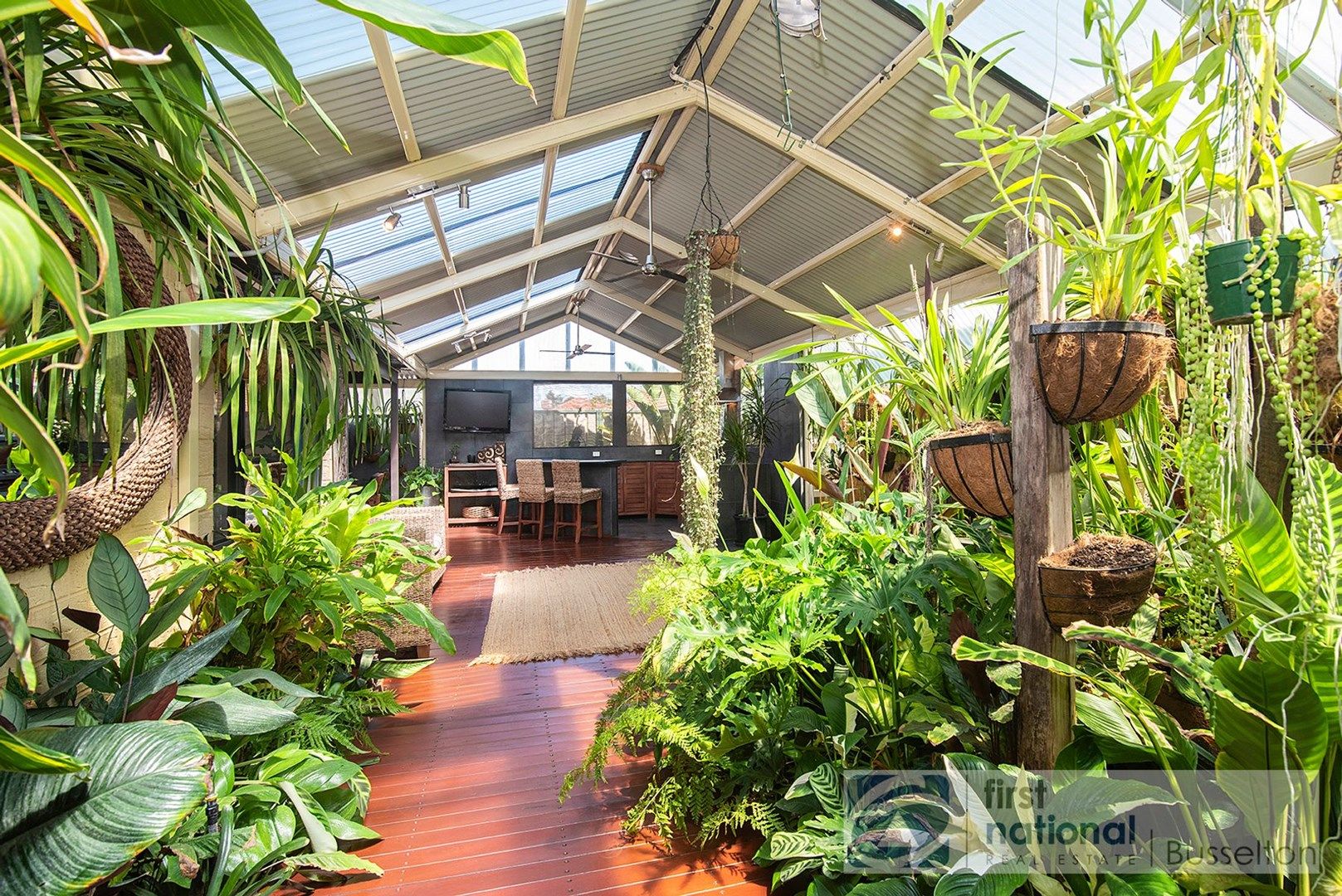 6 Billabong Street, Yalyalup WA 6280, Image 0