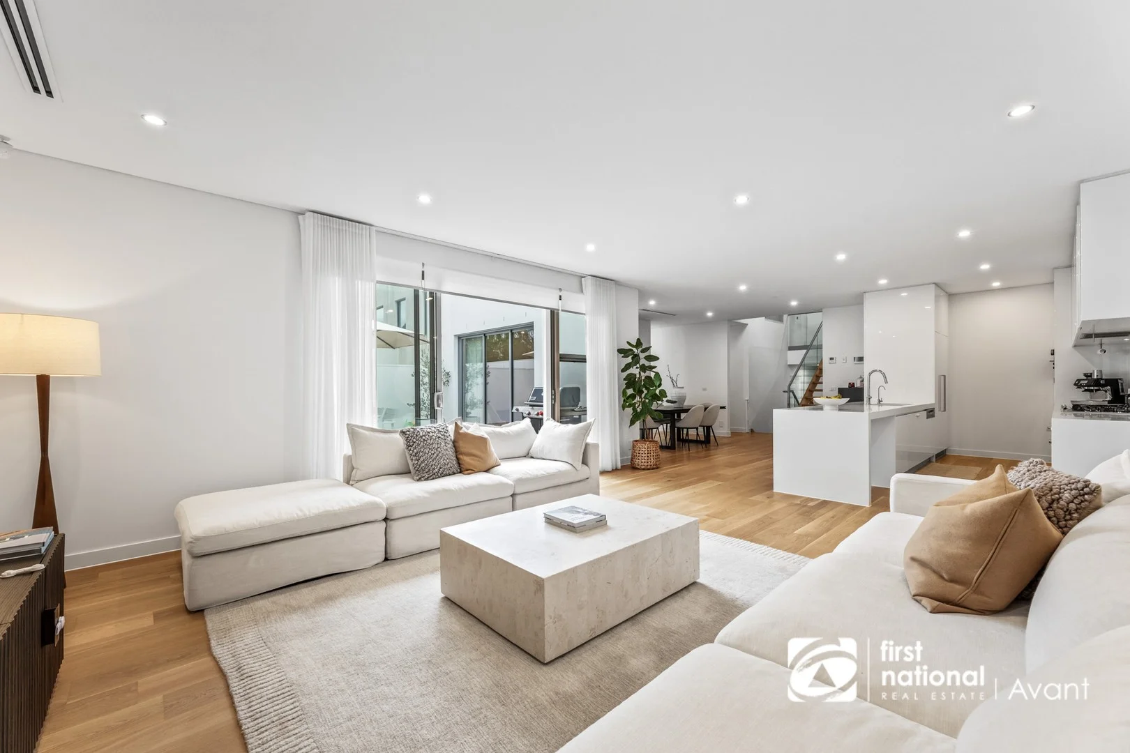 Additional image 2 of 10 Linnaker Place, Kew VIC 3101