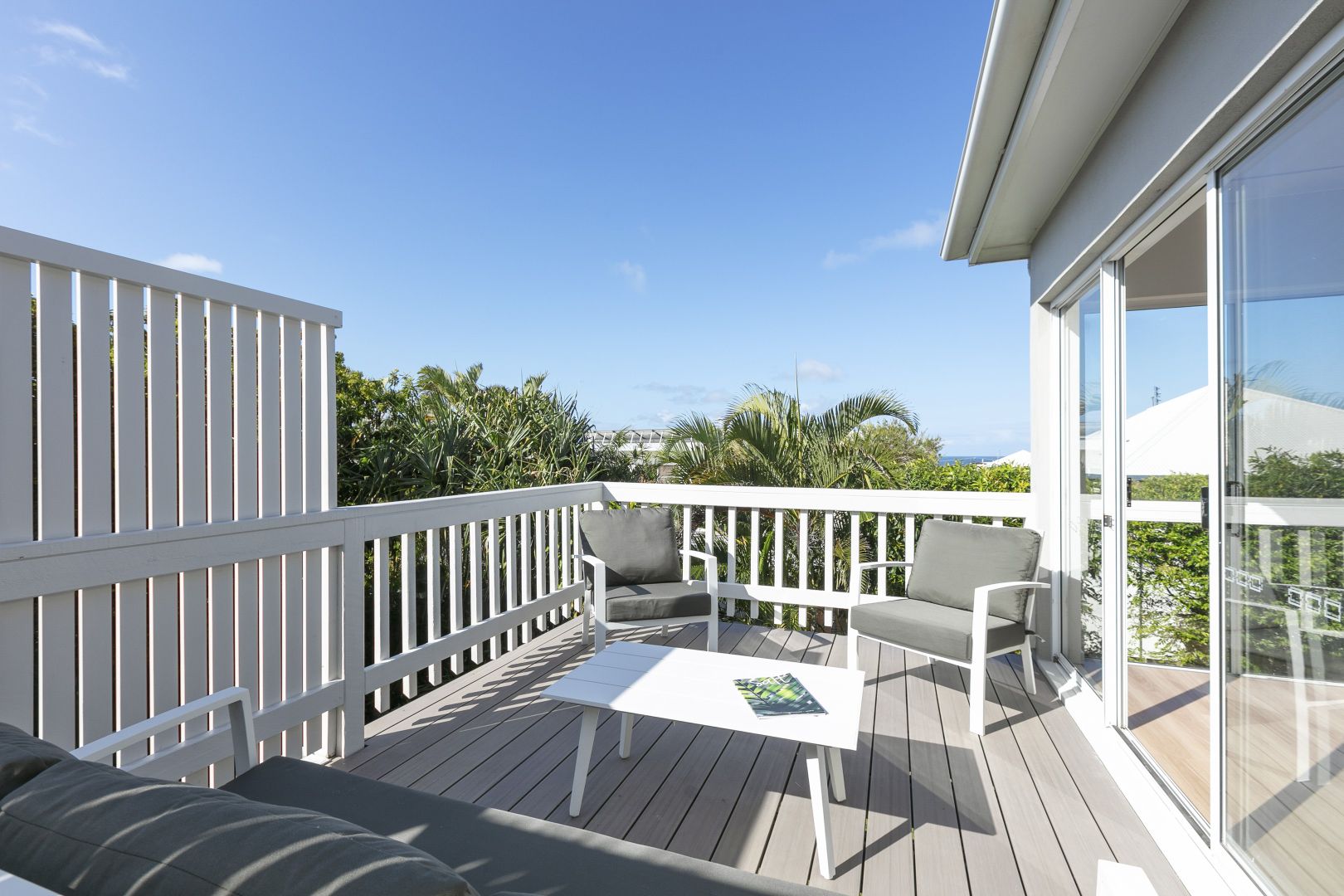 2/24 Orealla Crescent, Sunrise Beach QLD 4567, Image 2