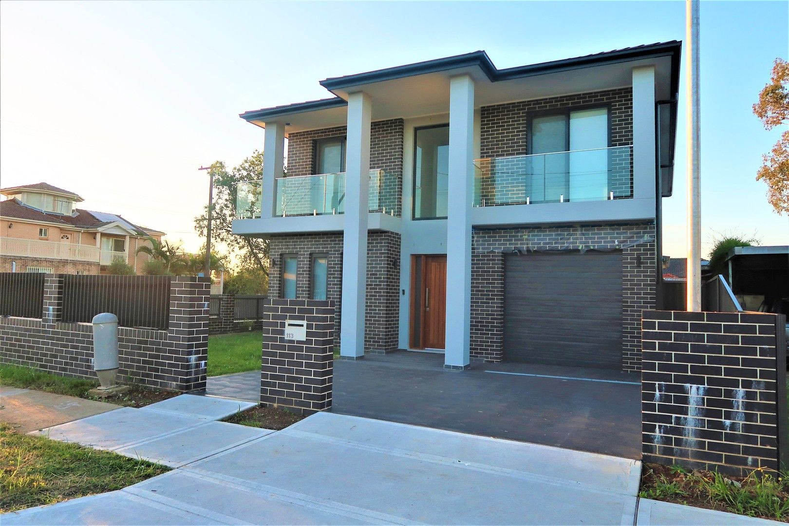 5 bedrooms House in 113 old kent rd GREENACRE NSW, 2190