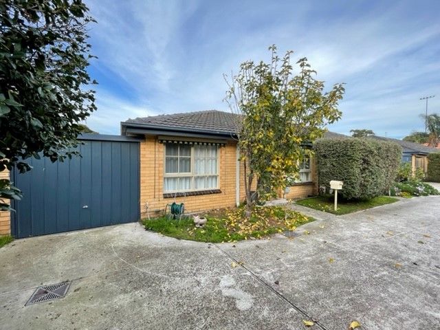 2 bedrooms Apartment / Unit / Flat in 11/19 Brindisi Street MENTONE VIC, 3194