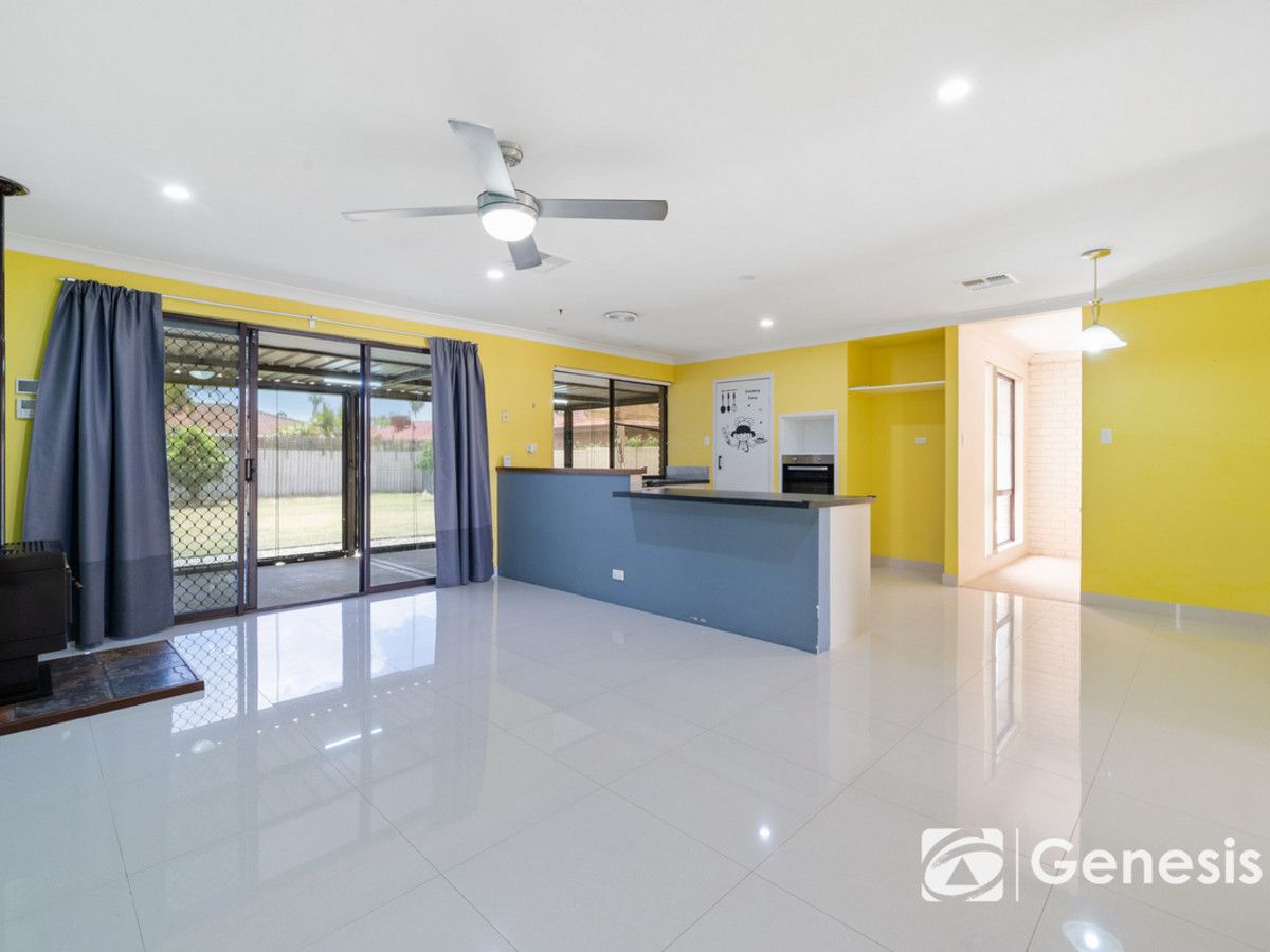 43 Sanderling Drive, Thornlie WA 6108, Image 1