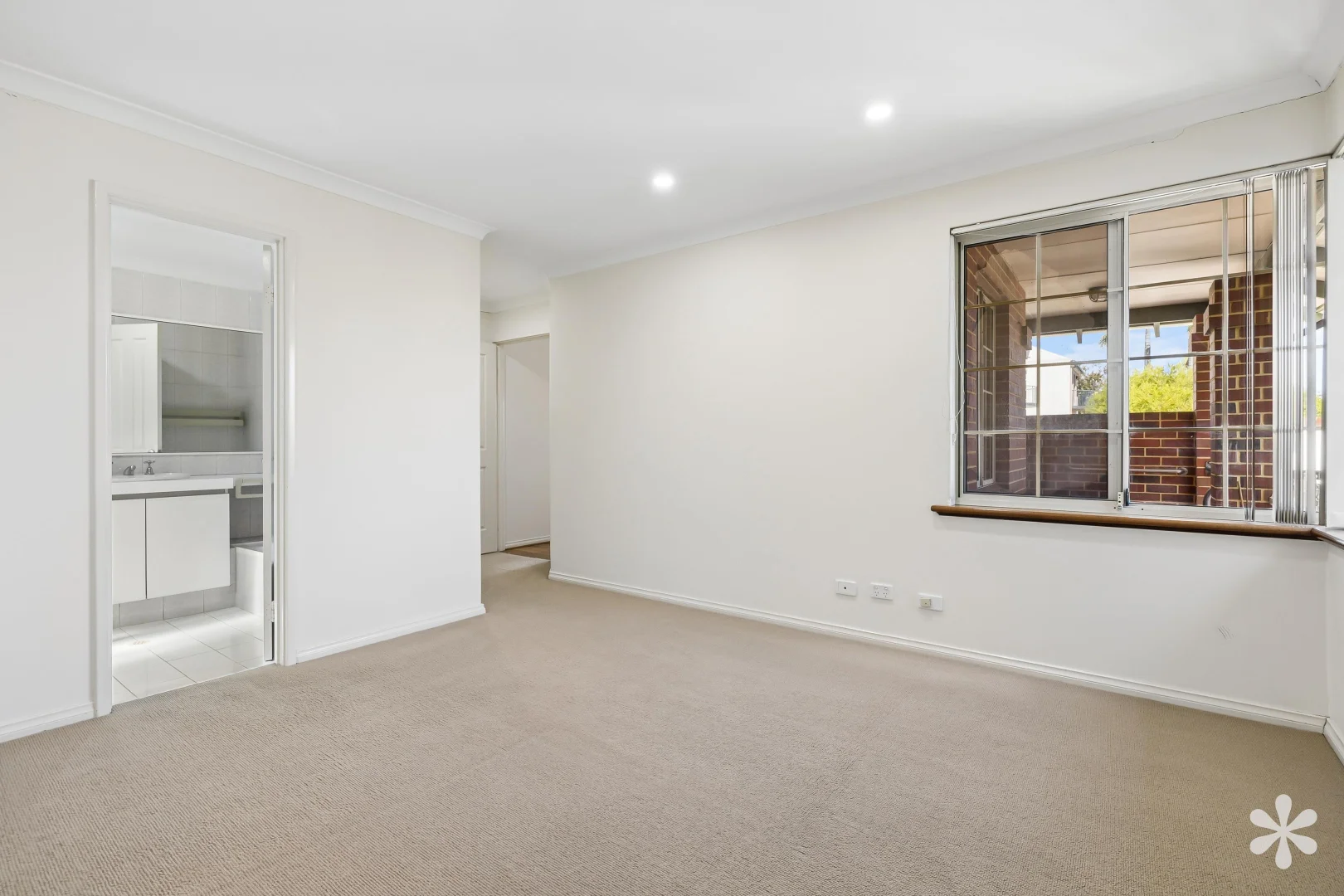 Additional image 10 of 20A Robert St, Como WA 6152