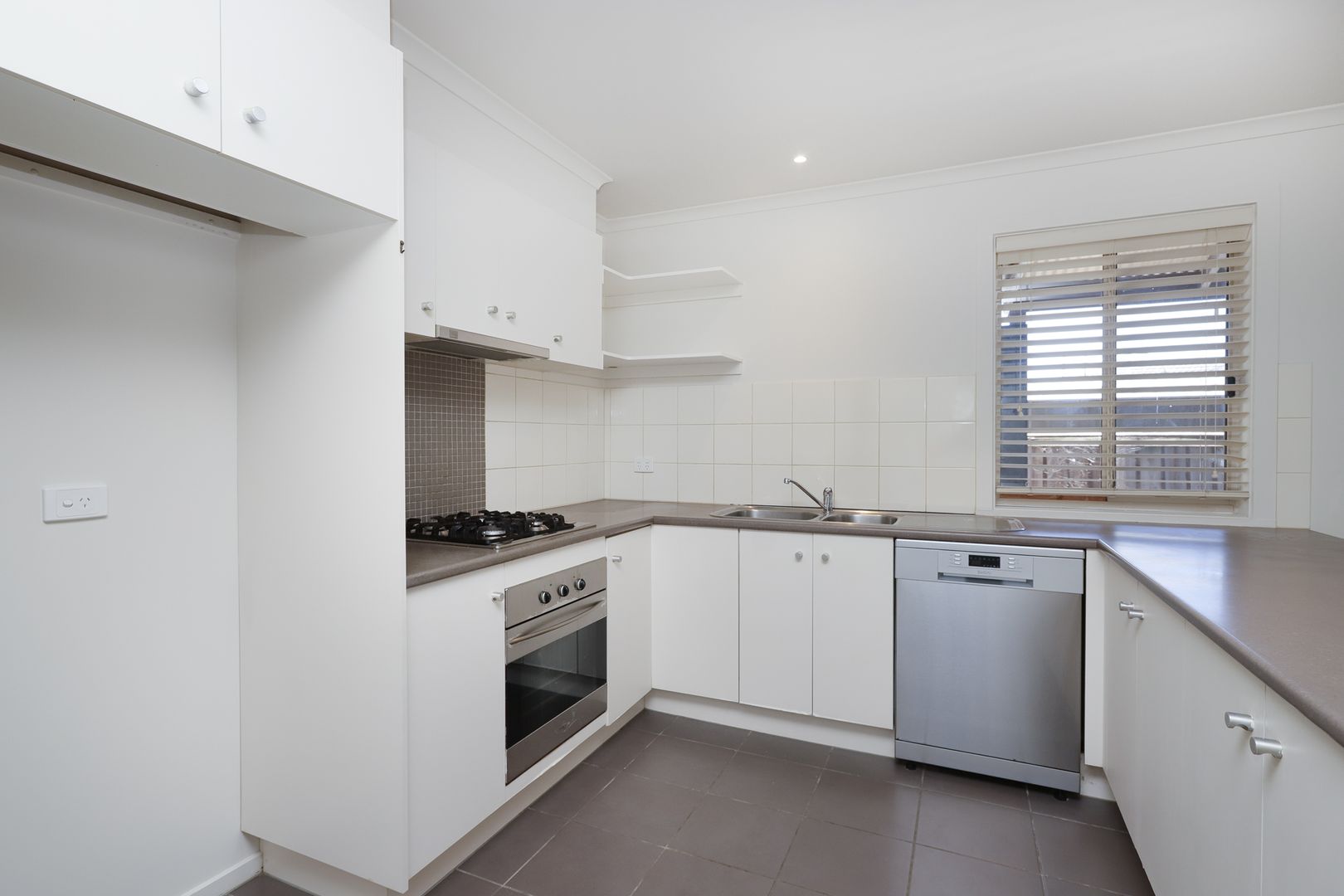 20 Windsong Way, Point Cook VIC 3030 - House For Rent | Domain
