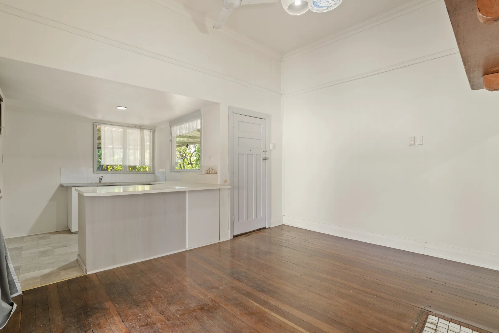 Additional image 7 of 254 Belgravia St, Cloverdale WA 6105