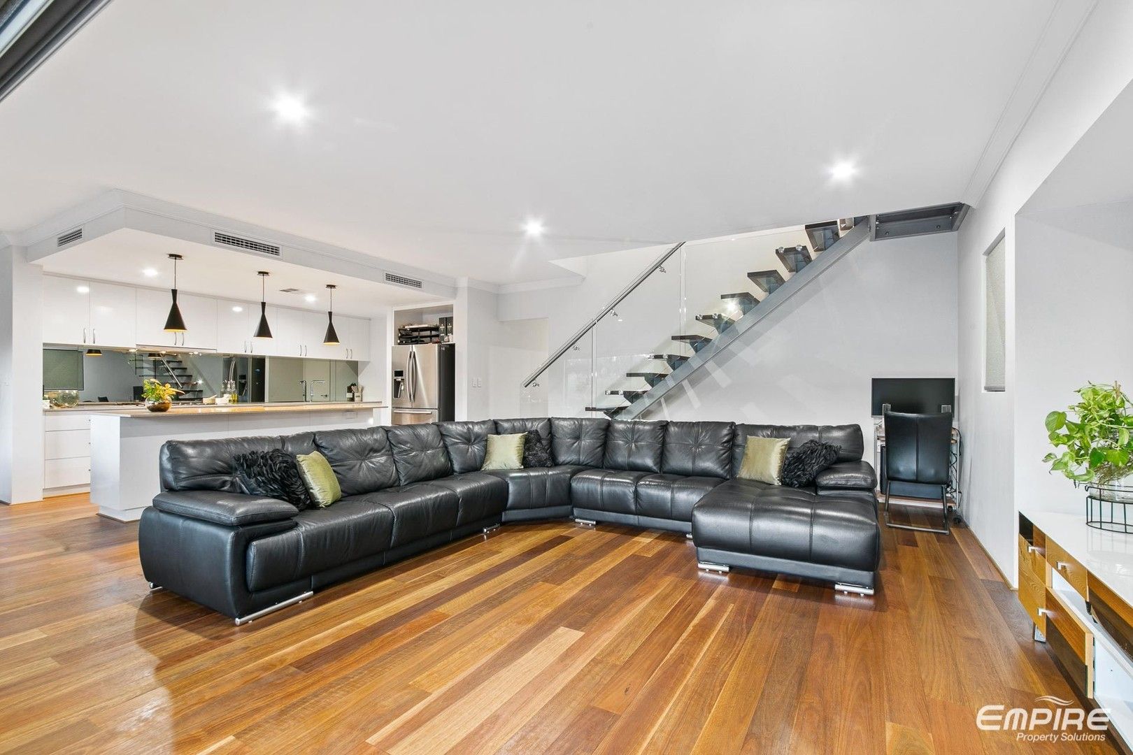 6 Mavica Lane, Coogee WA 6166, Image 0