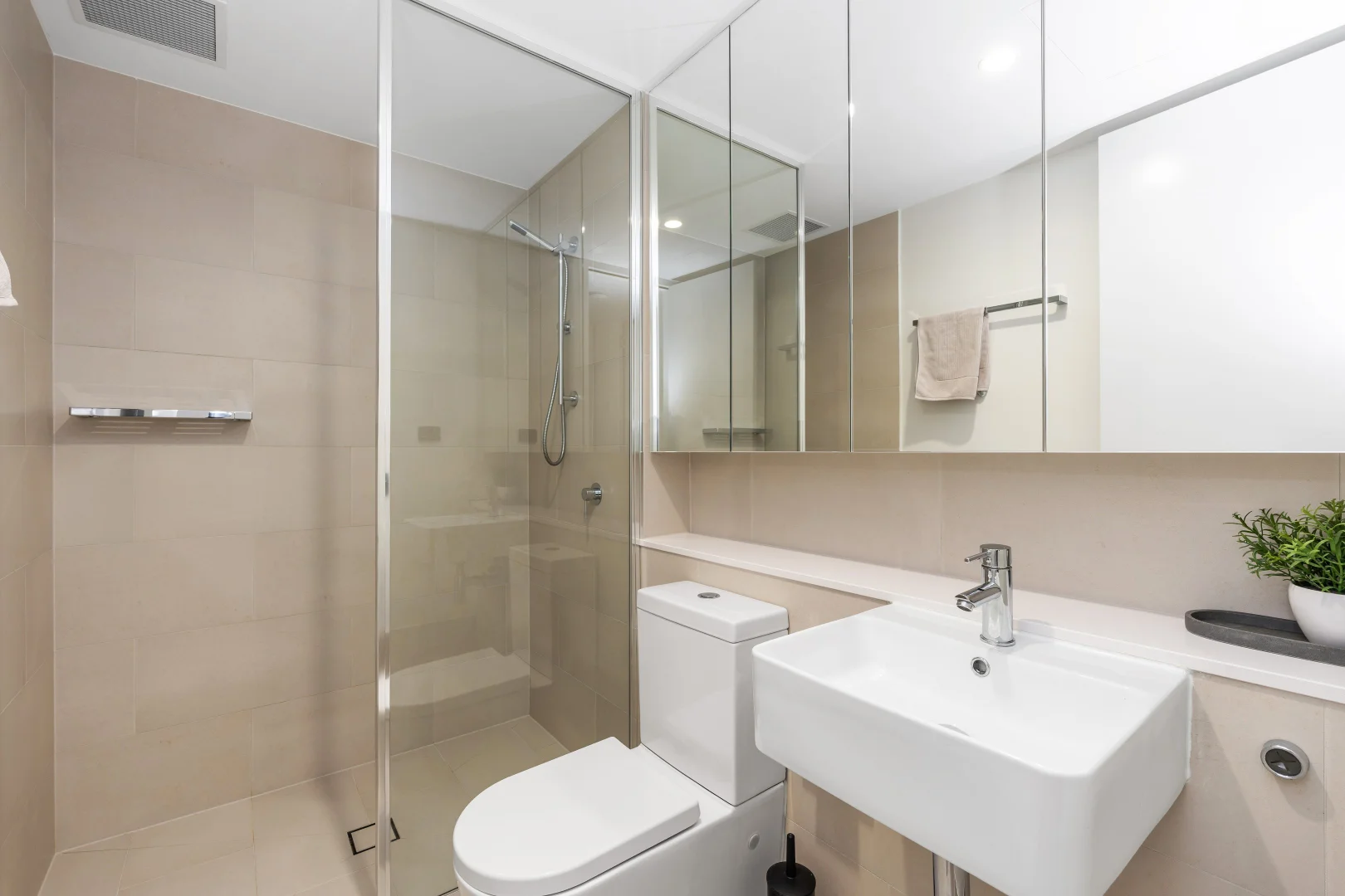 Additional image 9 of 10A Fifth St, Bowden SA 5007