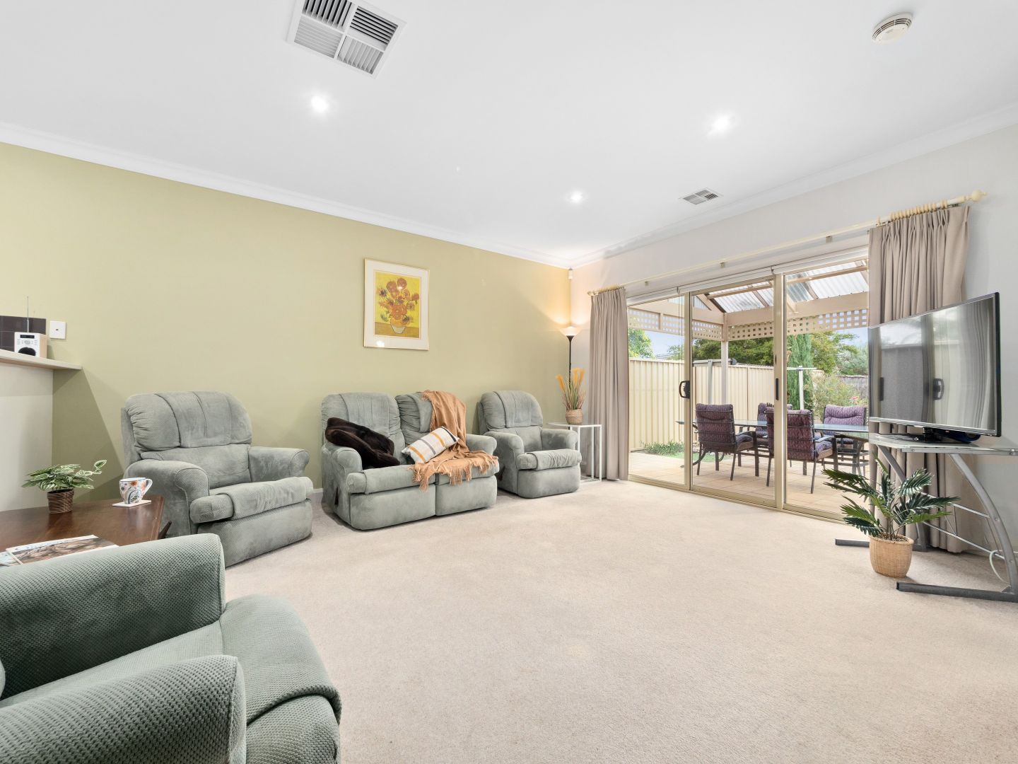 2A Oakmount Court, West Lakes SA 5021, Image 1