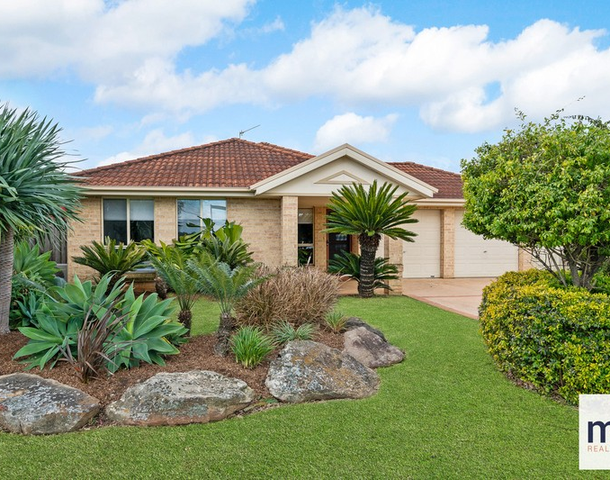 8 William Mannix Avenue, Currans Hill NSW 2567