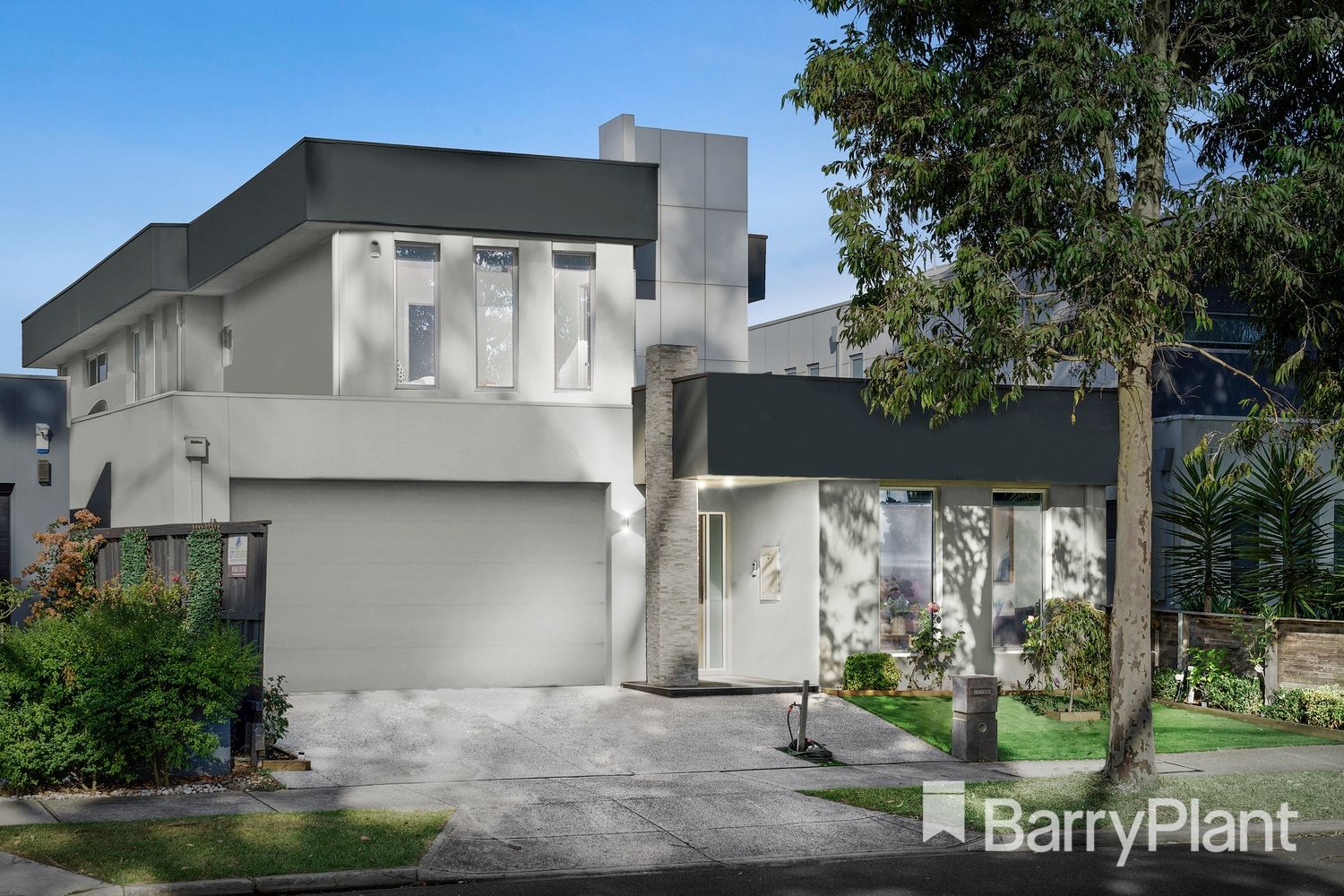 4 bedrooms House in 116 Rachelle Road KEILOR EAST VIC, 3033