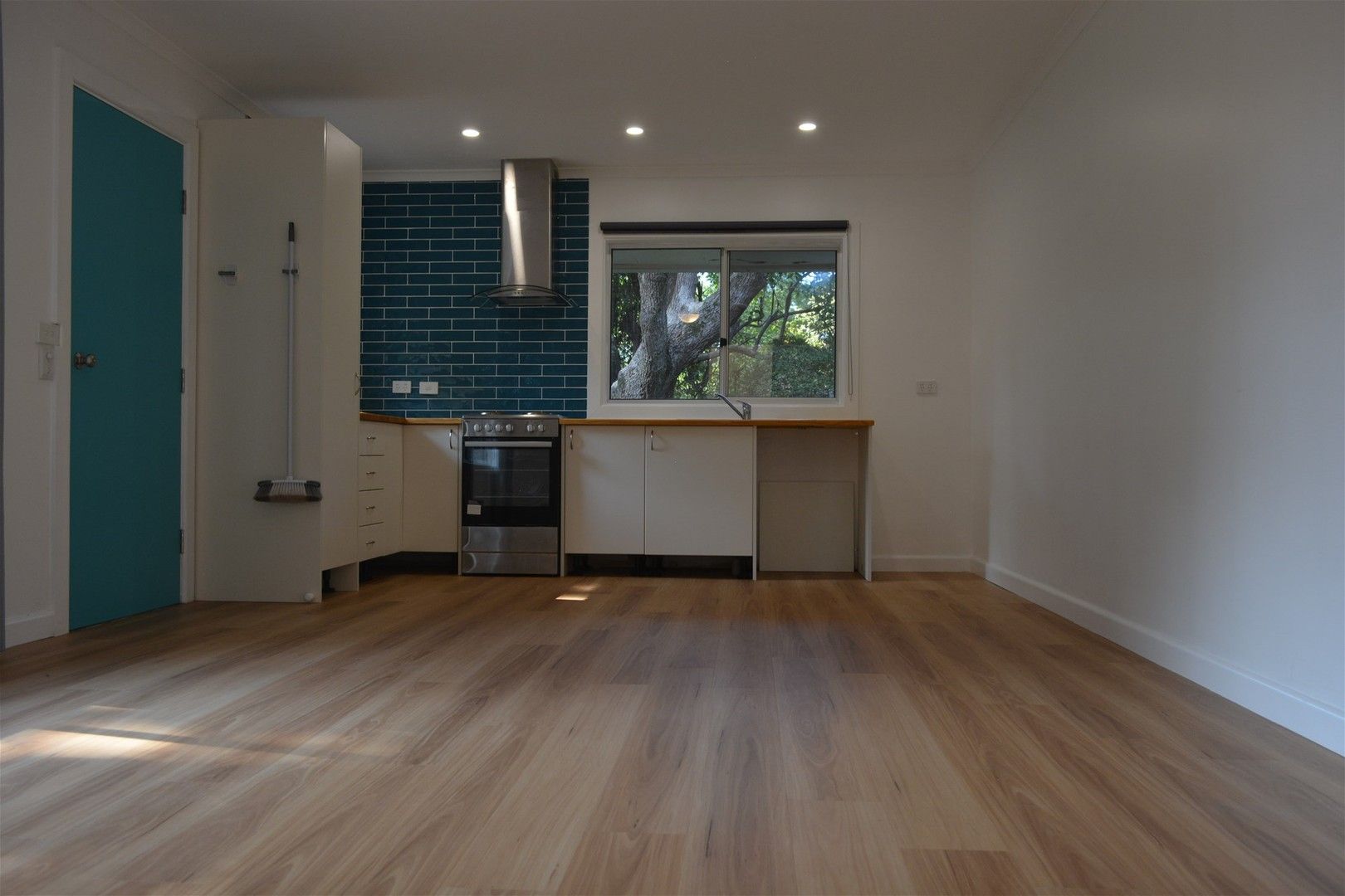 1 bedrooms Apartment / Unit / Flat in 1/32 Macquarie Road SPRINGWOOD NSW, 2777