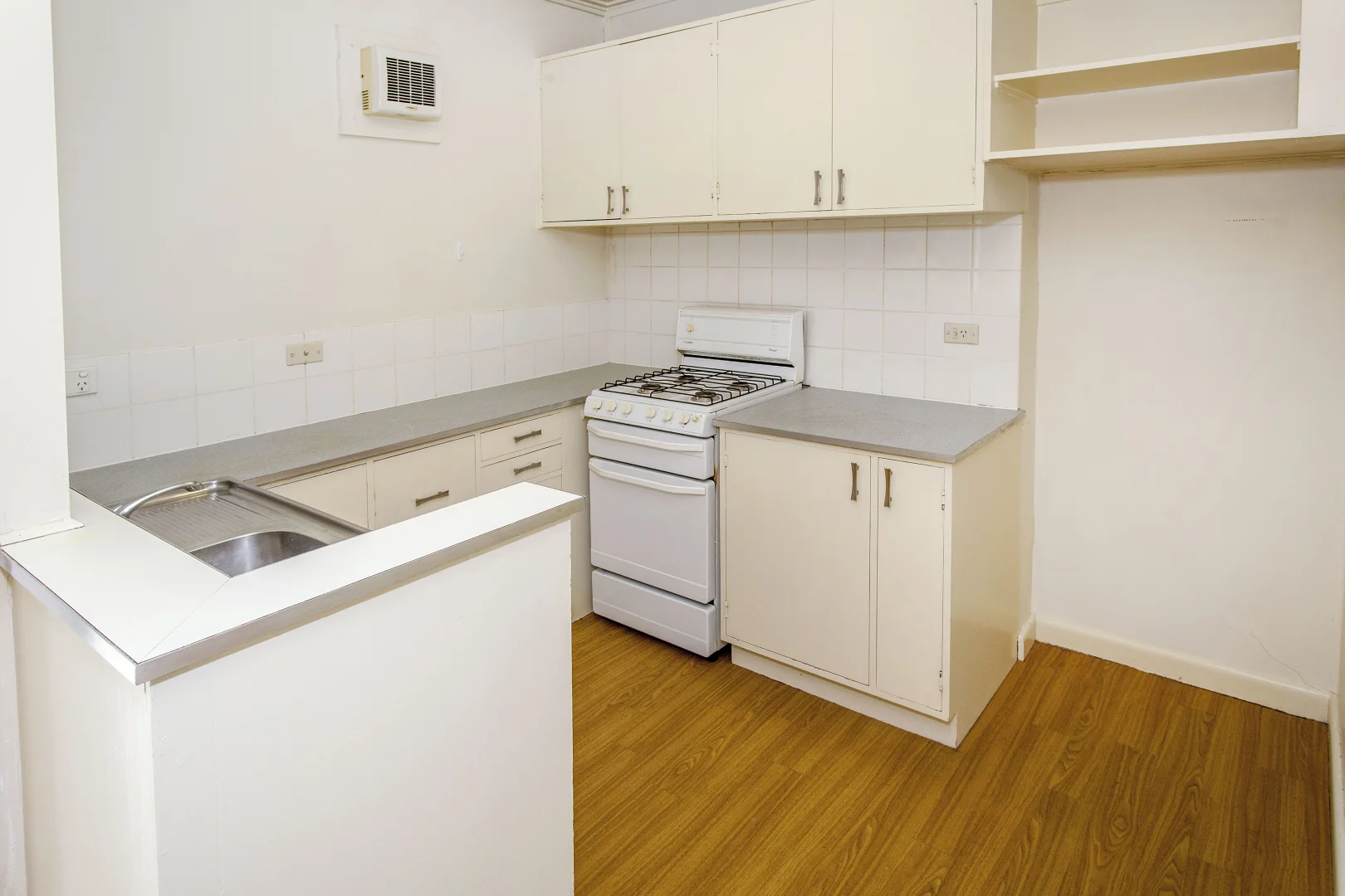 Additional image 6 of 13/596 Riversdale Road, Camberwell VIC 3124