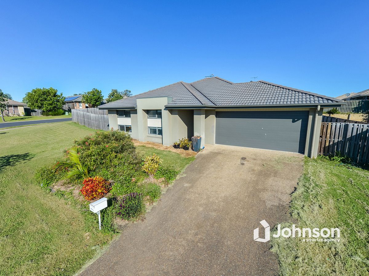 4 bedrooms House in 88 Noblewood Crescent FERNVALE QLD, 4306