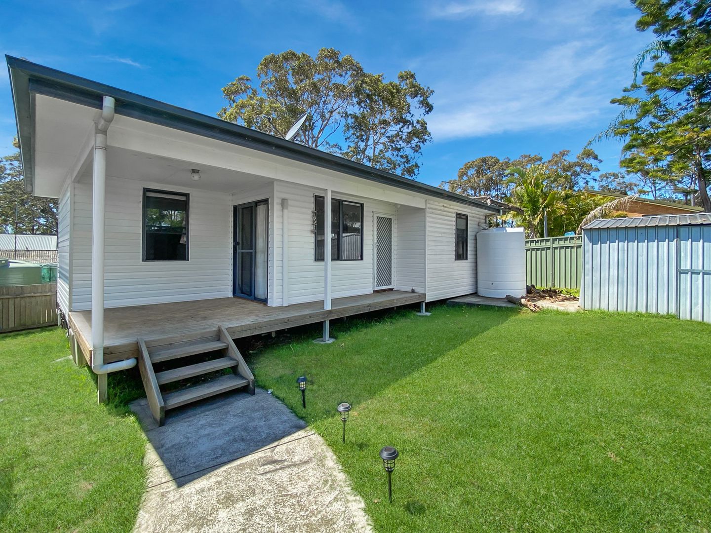 10 Awaba Avenue, Charmhaven NSW 2263, Image 1