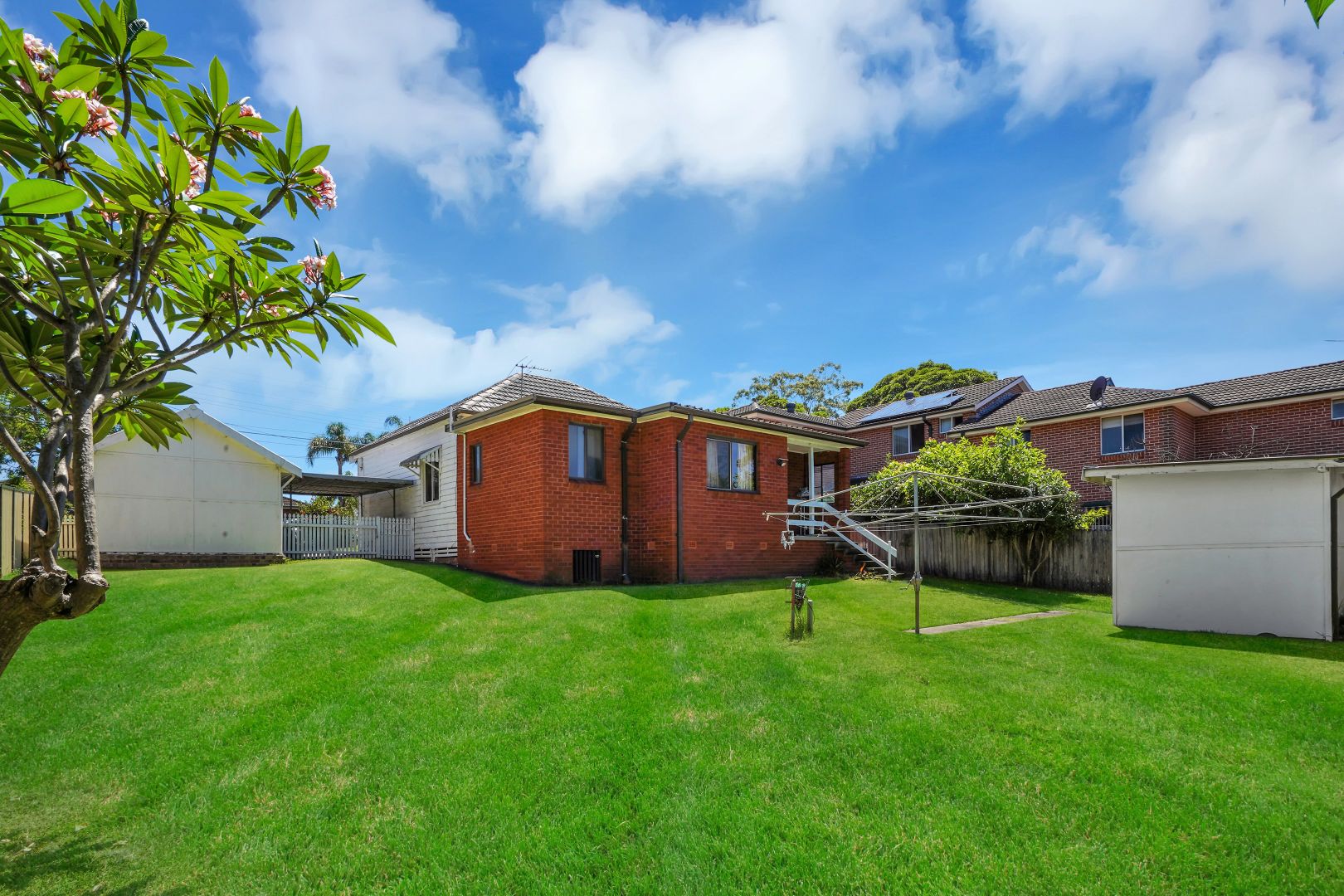 4 Andrew Street, Melrose Park NSW 2114, Image 1