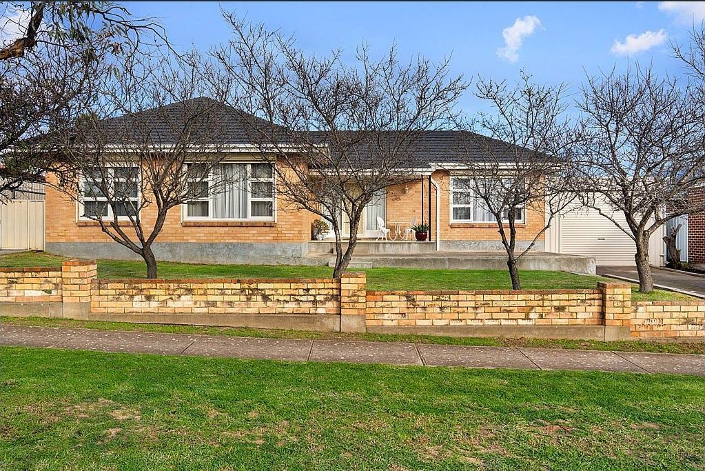 3 bedrooms House in 25 Melrose Avenue CLEARVIEW SA, 5085