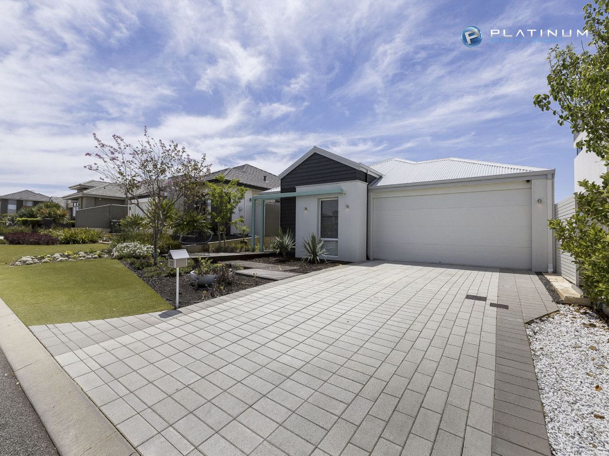 23 Nomad Drive, Clarkson WA 6030, Image 2