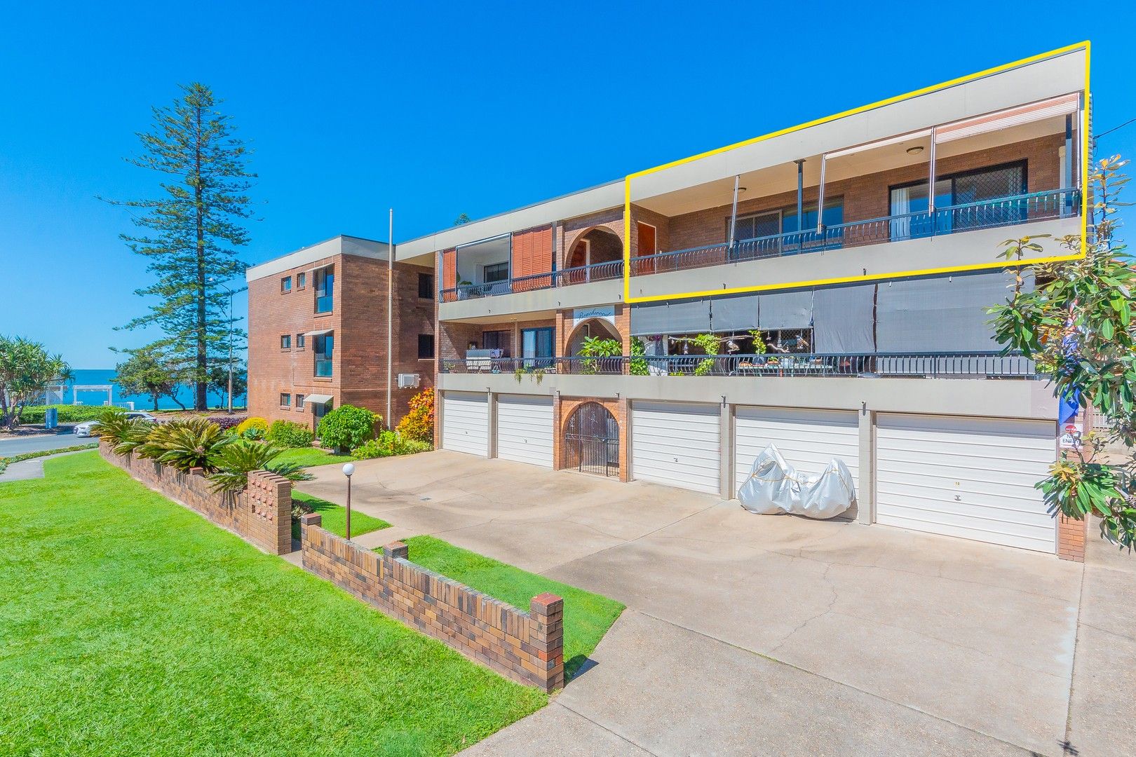 2 bedrooms Apartment / Unit / Flat in 10/37 Margate Parade MARGATE QLD, 4019