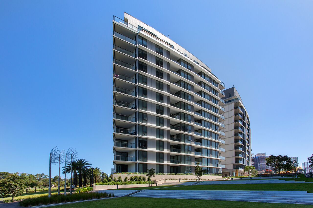 2 bedrooms Apartment / Unit / Flat in 705/20 Brodie Spark Drive WOLLI CREEK NSW, 2205