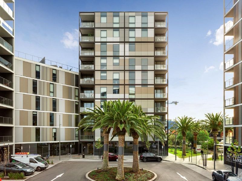 3 bedrooms Apartment / Unit / Flat in 205/7 Evergreen Mews ARMADALE VIC, 3143