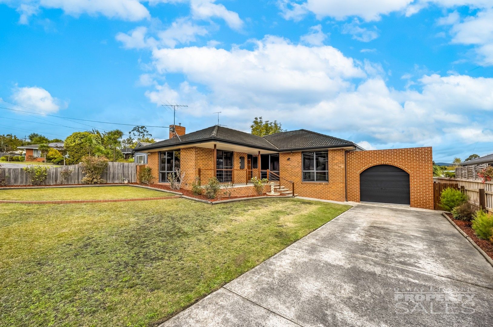 28 Heather Grove, Newborough VIC 3825, Image 0