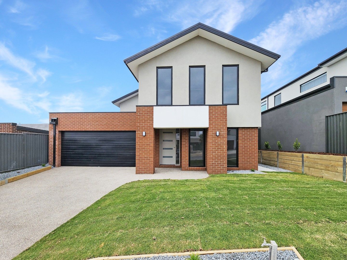 4 bedrooms House in 5 Hilltop Drive CURLEWIS VIC, 3222