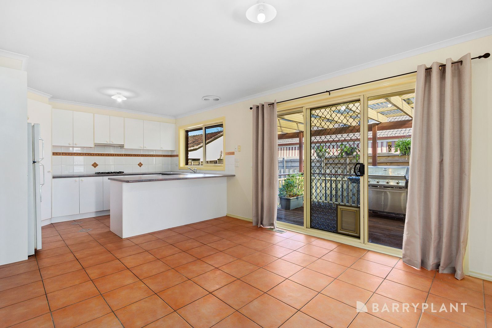 2/1786 Ferntree Gully Road, Ferntree Gully VIC 3156, Image 2