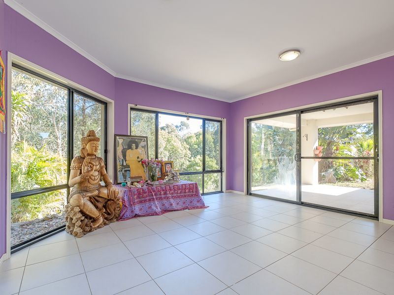 32 Holding Road, The Dawn QLD 4570, Image 2